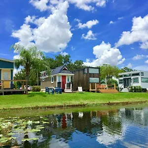 Lakefront Tiny Ferienhaus Orlando